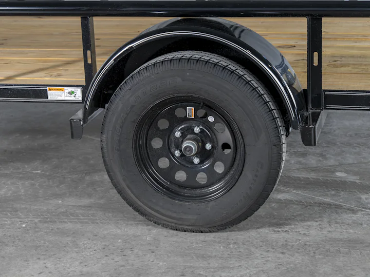 Texas Bragg 77 in Single Axle Pipe Top Utility, studio view 6