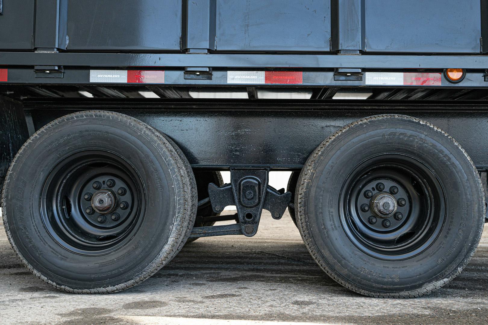 PJ Trailers 20'x96" Gooseneck Dual Dump Trailer w/ 4' Sides (DD)