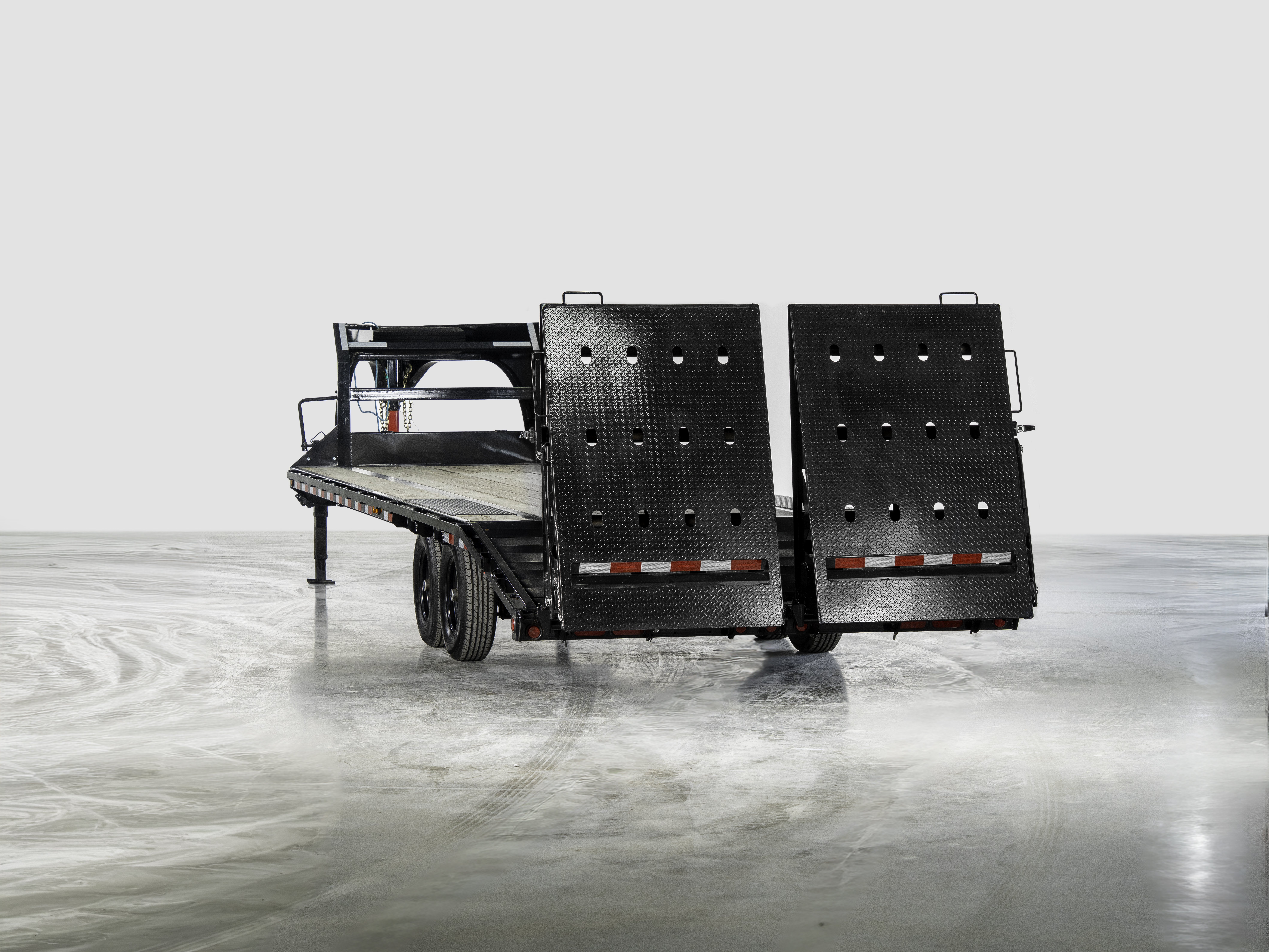 PJ LS Flatbed Trailer Stock #LS - Thumbnail 3