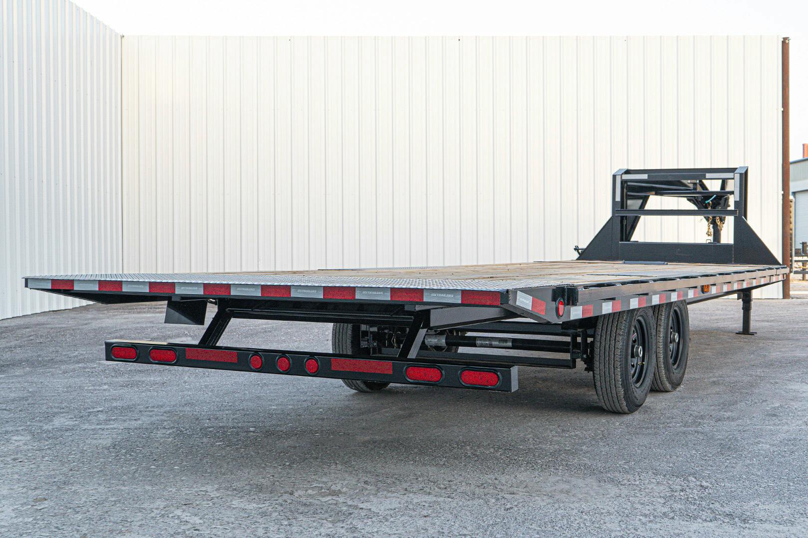 PJ Trailers 26'x102" Gooseneck Deckover Power Tilt Trailer (T8)