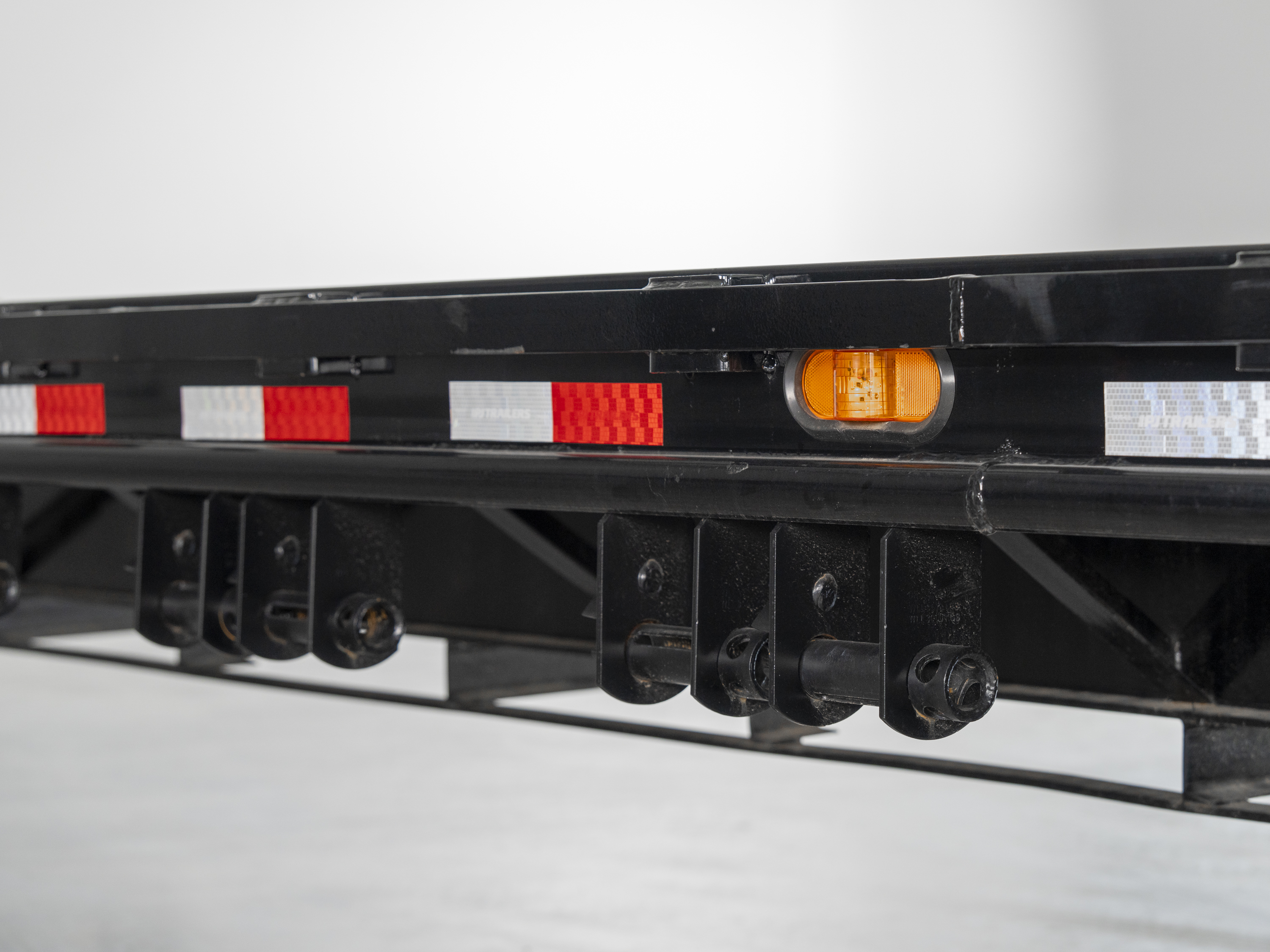PJ Trailers 40'x102" Flatbed Trailer w/ Duals & Air-ride (FD)