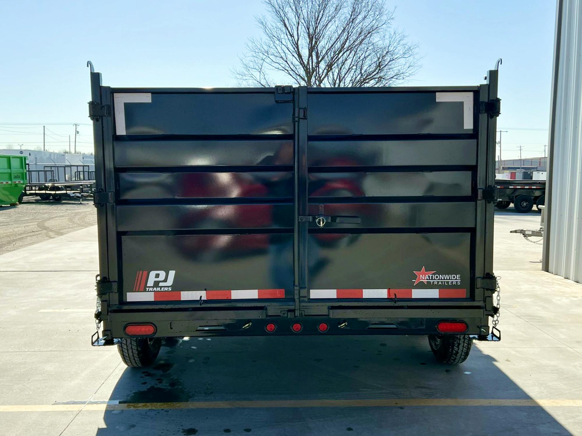 PJ Trailers 14'x83" Scissor 14K Dump Trailer w/ 48" Sides & Slide-In Ramps (D7)
