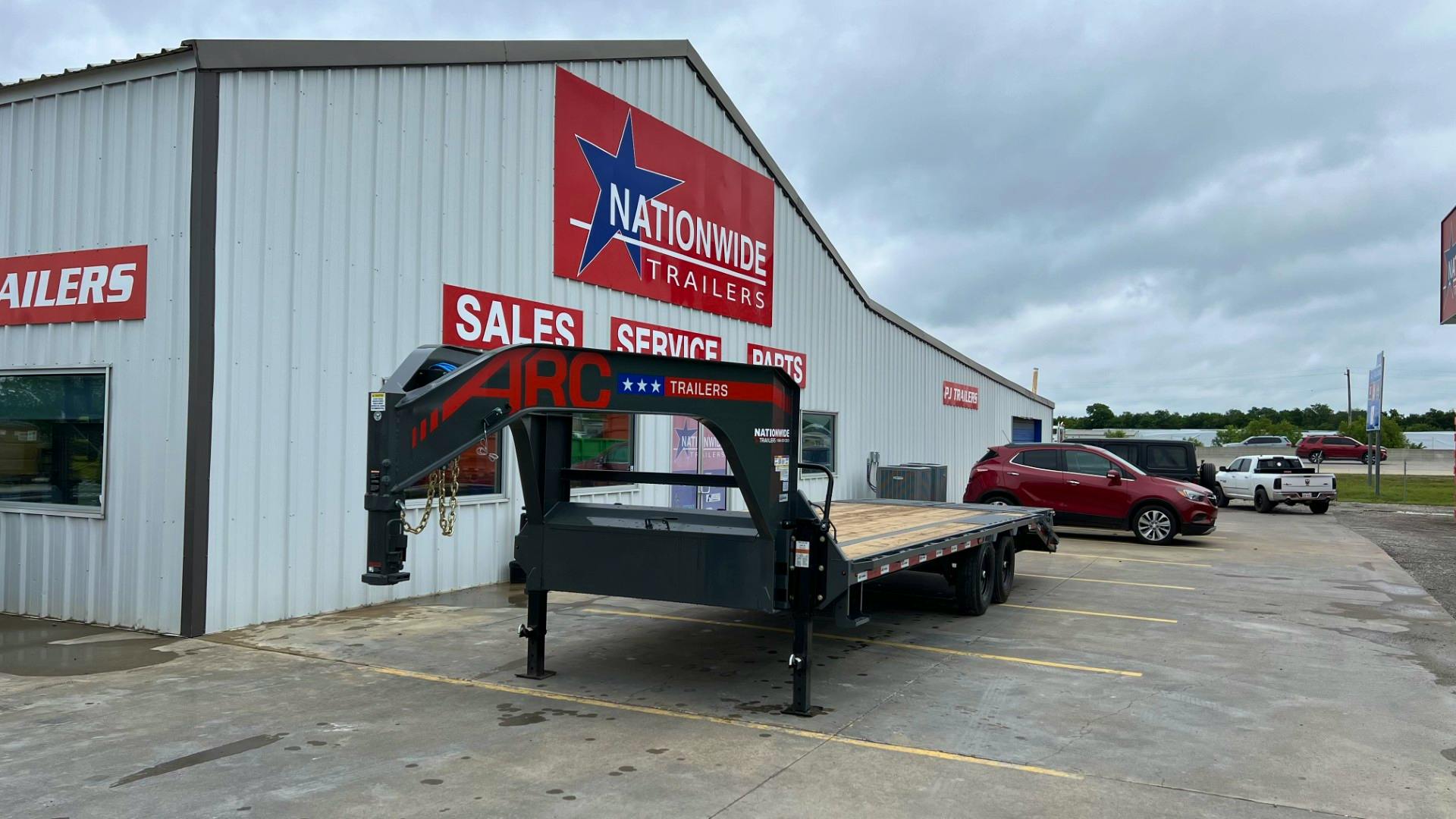 ARC Trailers ARC GDS 25' × 102" Gooseneck Flatbed Trailer