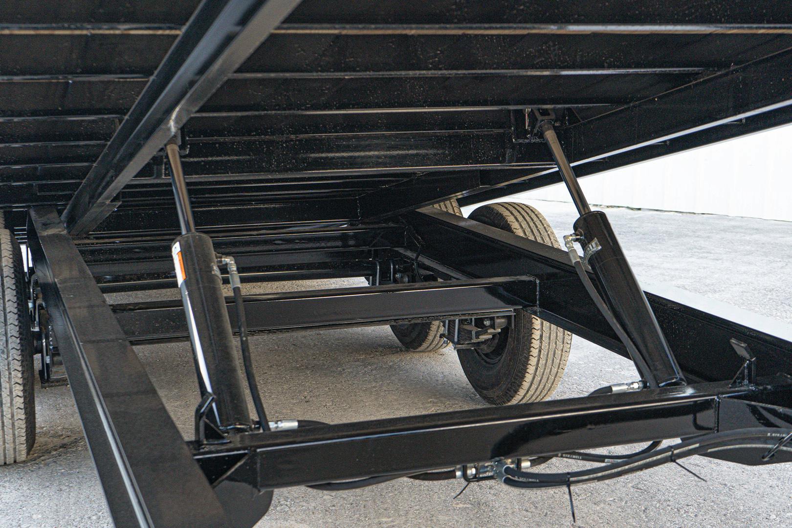 PJ Trailers 26'x102" Gooseneck Deckover Power Tilt Trailer (T8)