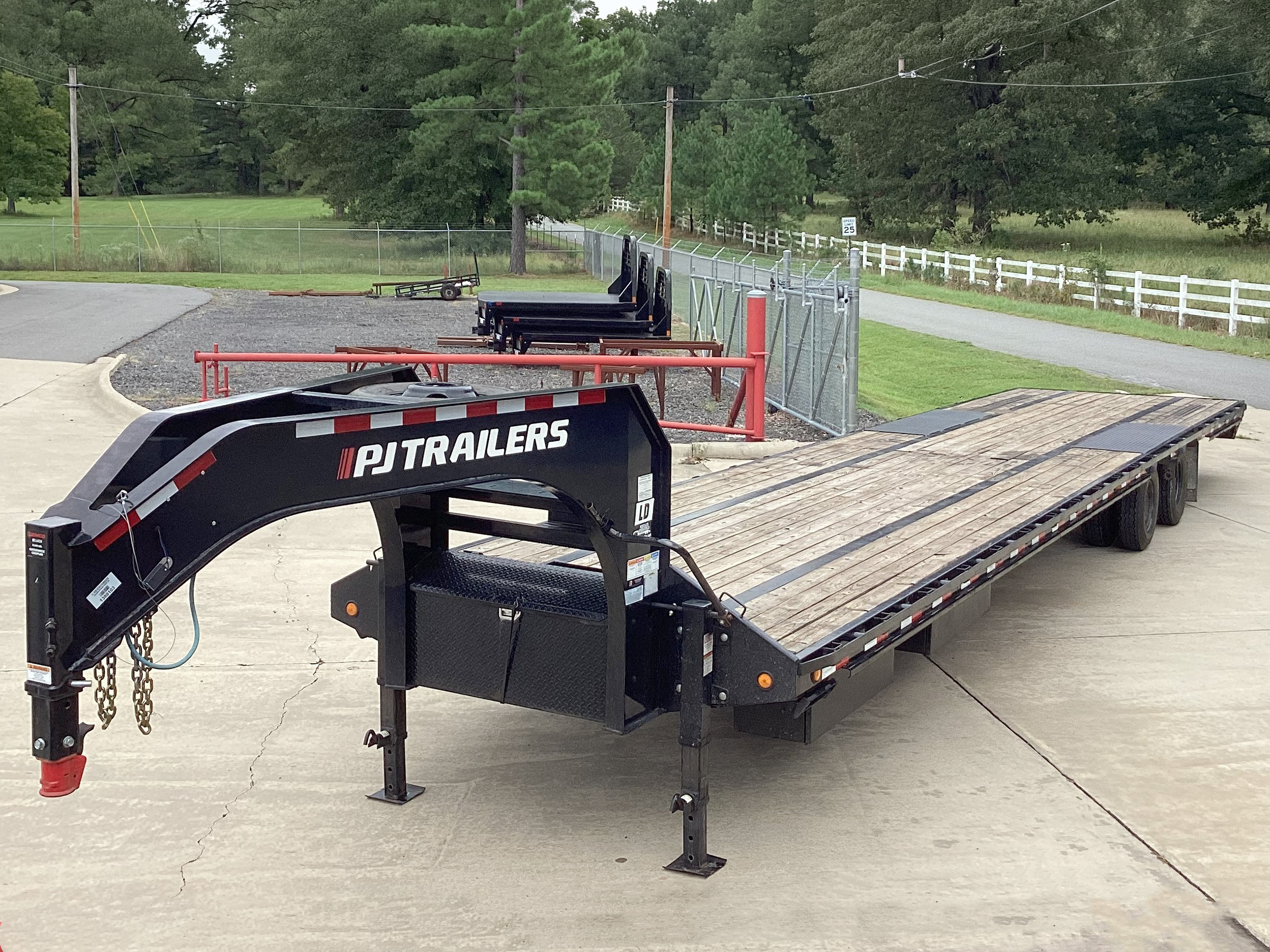 PJ Trailers 40'x102" Flatbed Trailer w/ Slide-In Ramps (LD)
