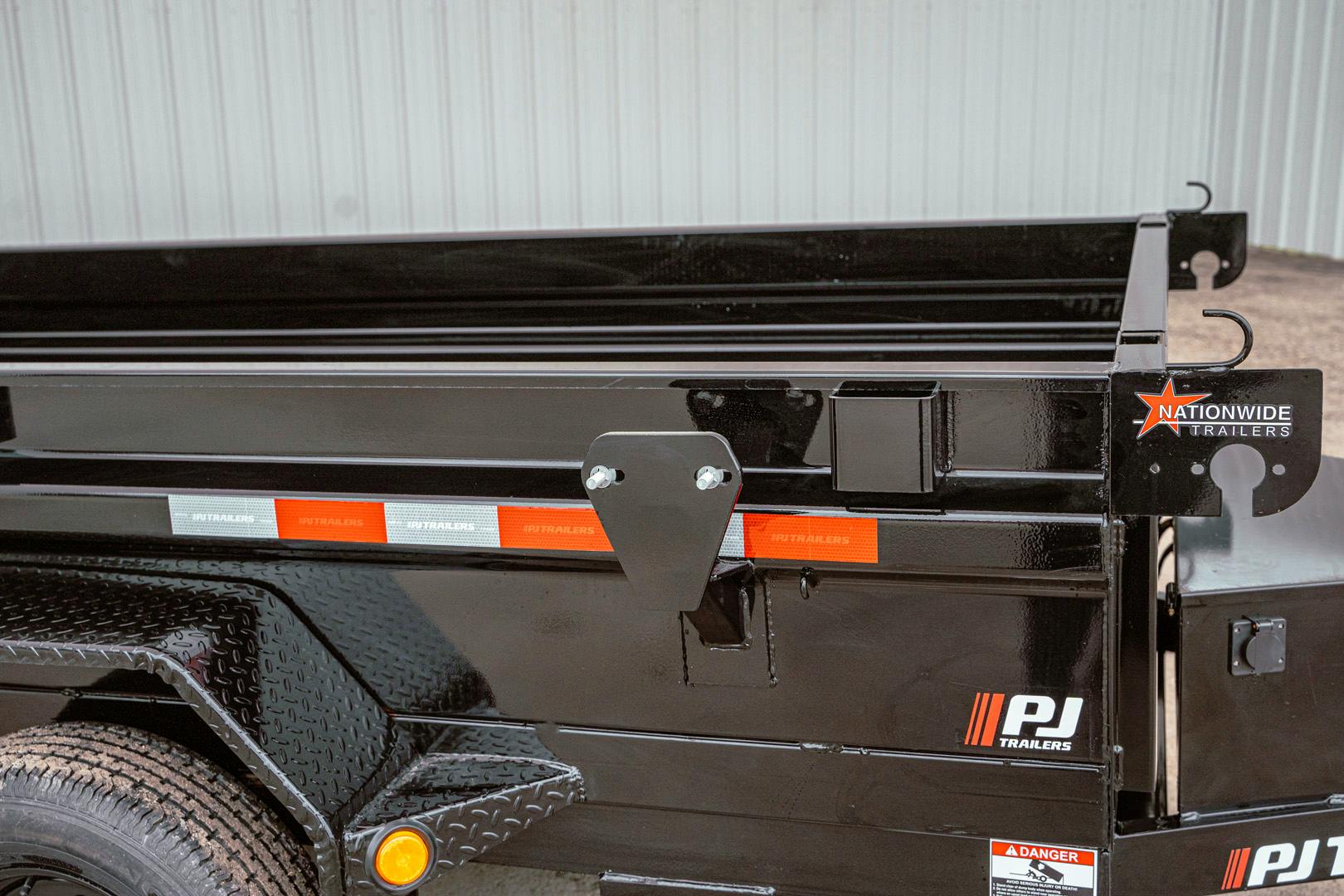 PJ Trailers 10'x60" Hydraulic Dump Trailer w/ 18" Sides (D5)