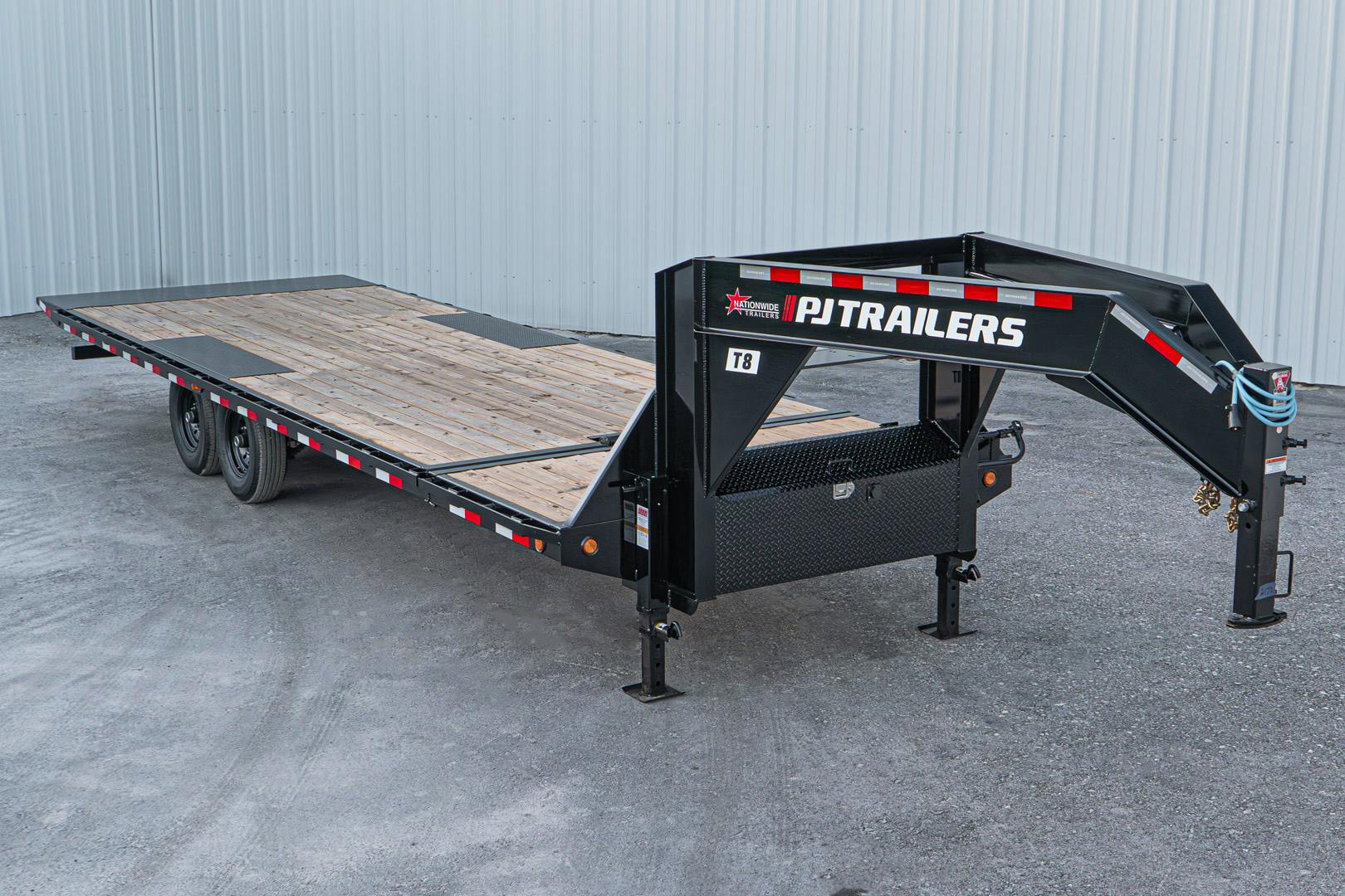 PJ Trailers 26'x102" Gooseneck Deckover Power Tilt Trailer (T8)