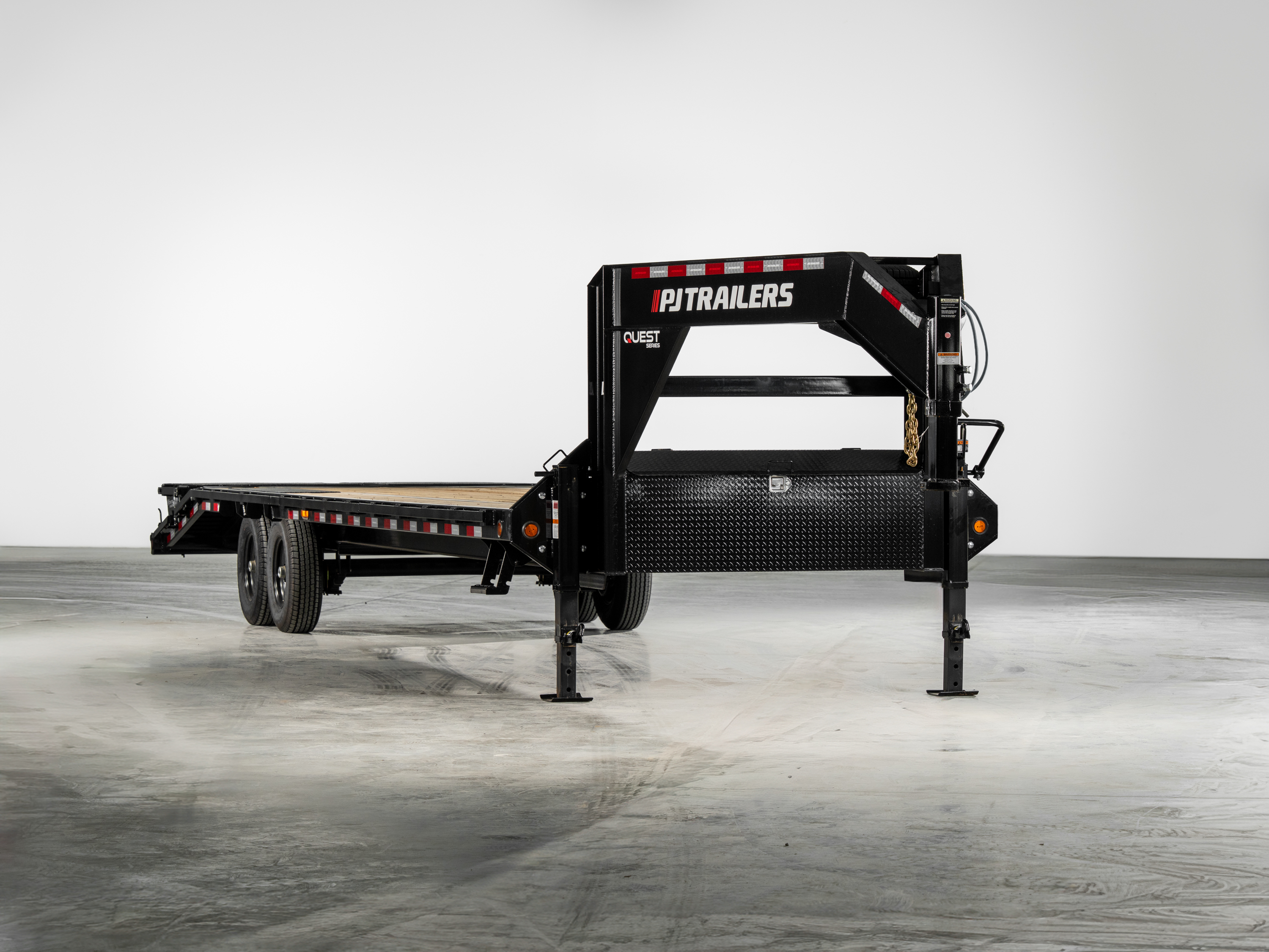 PJ Trailers 32'x102" Gooseneck Flatbed Quest Series (LQ)