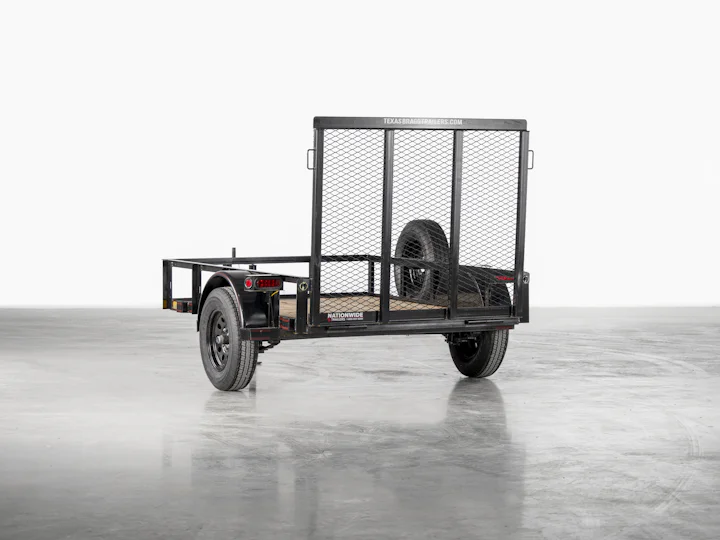 Texas Bragg 60 in Single Axle Pipe Top Utility, studio view 7