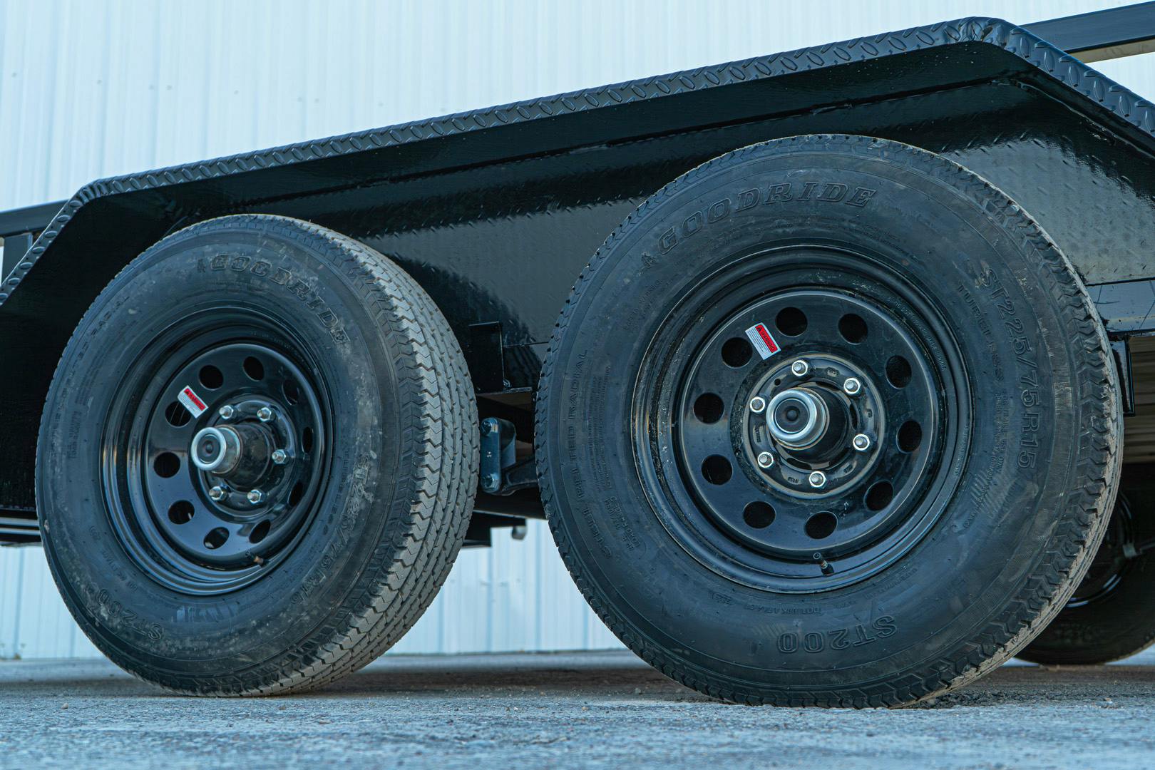 PJ Trailers 16'x83" Tandem Axle 4" Channel Utility Trailer (UL)