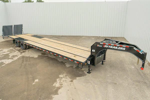 PJ Trailers 40'x102" Gooseneck Low Pro Flatbed Trailer w/ Duals (LD)
