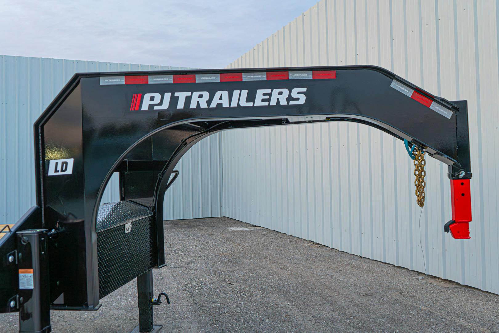 PJ Trailers 40'x102" Flatbed Trailer w/ Ramps (LD)