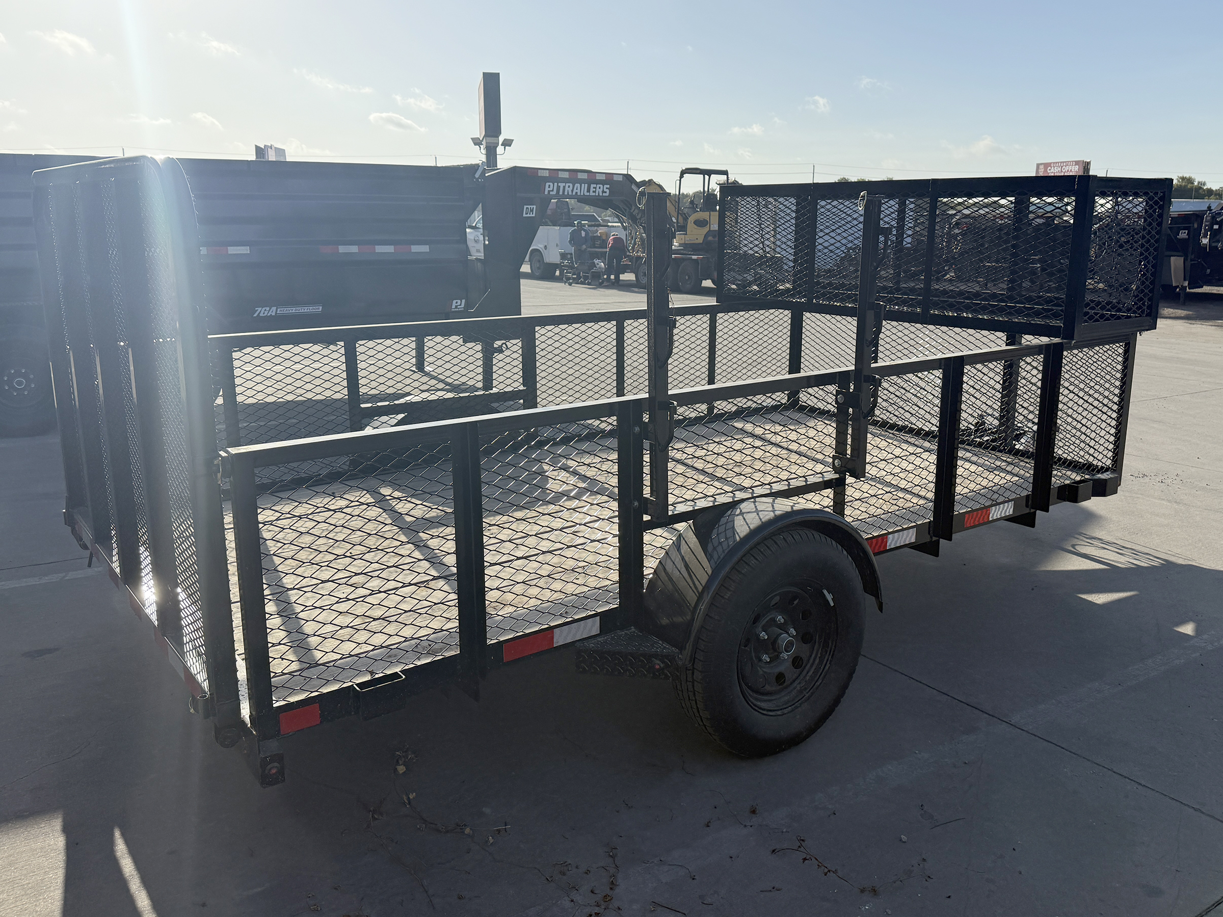 X-ON 12'x77" Landscape Trailer w/ 4' Ramp Gate (X-ON,LS,12X77)