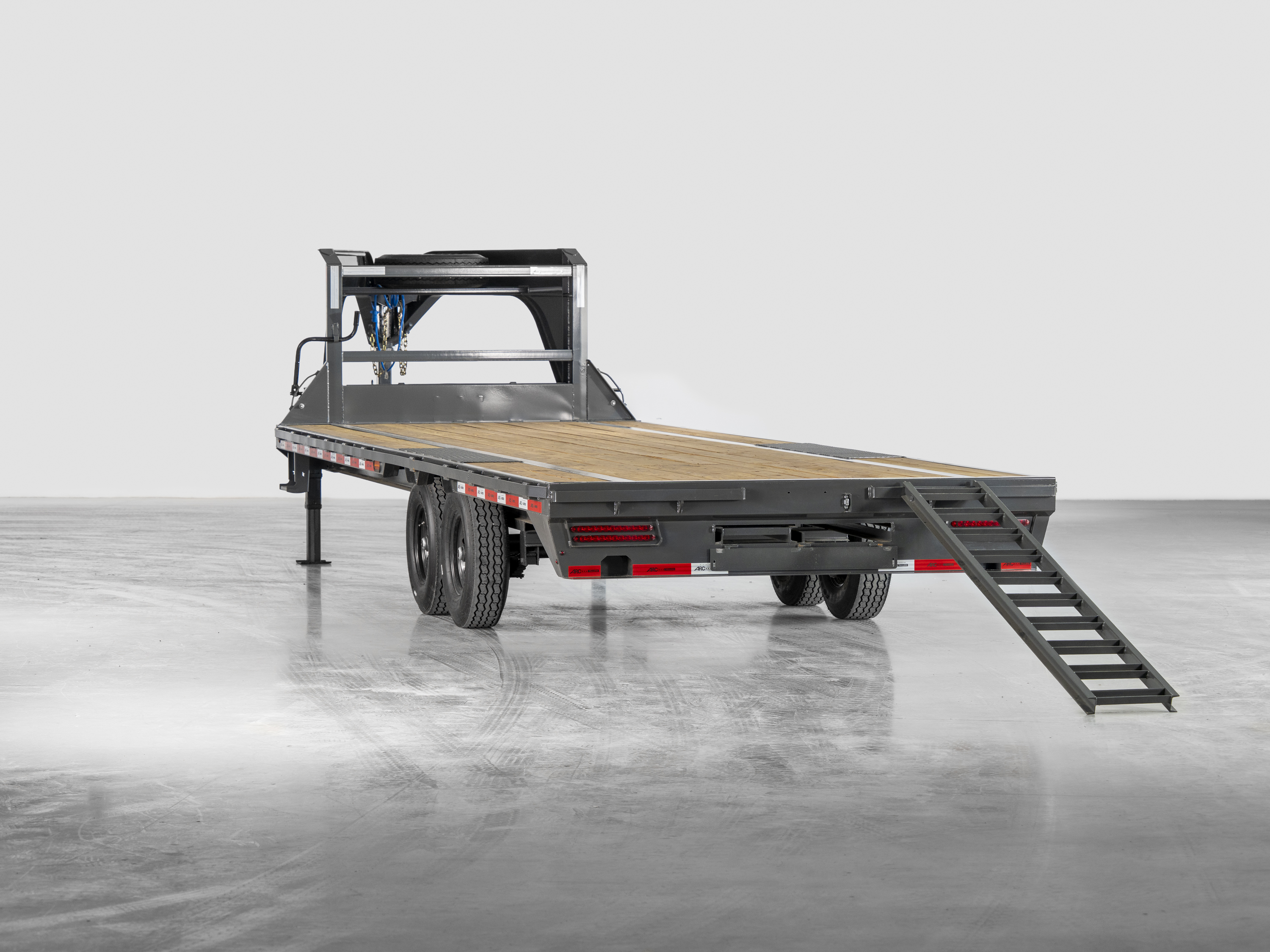ARC Trailers ARC GDS 25' × 102" Gooseneck Flatbed Trailer