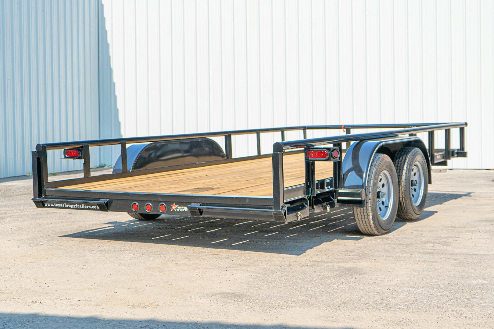 Texas Bragg 16' × 83" Utility Trailer
