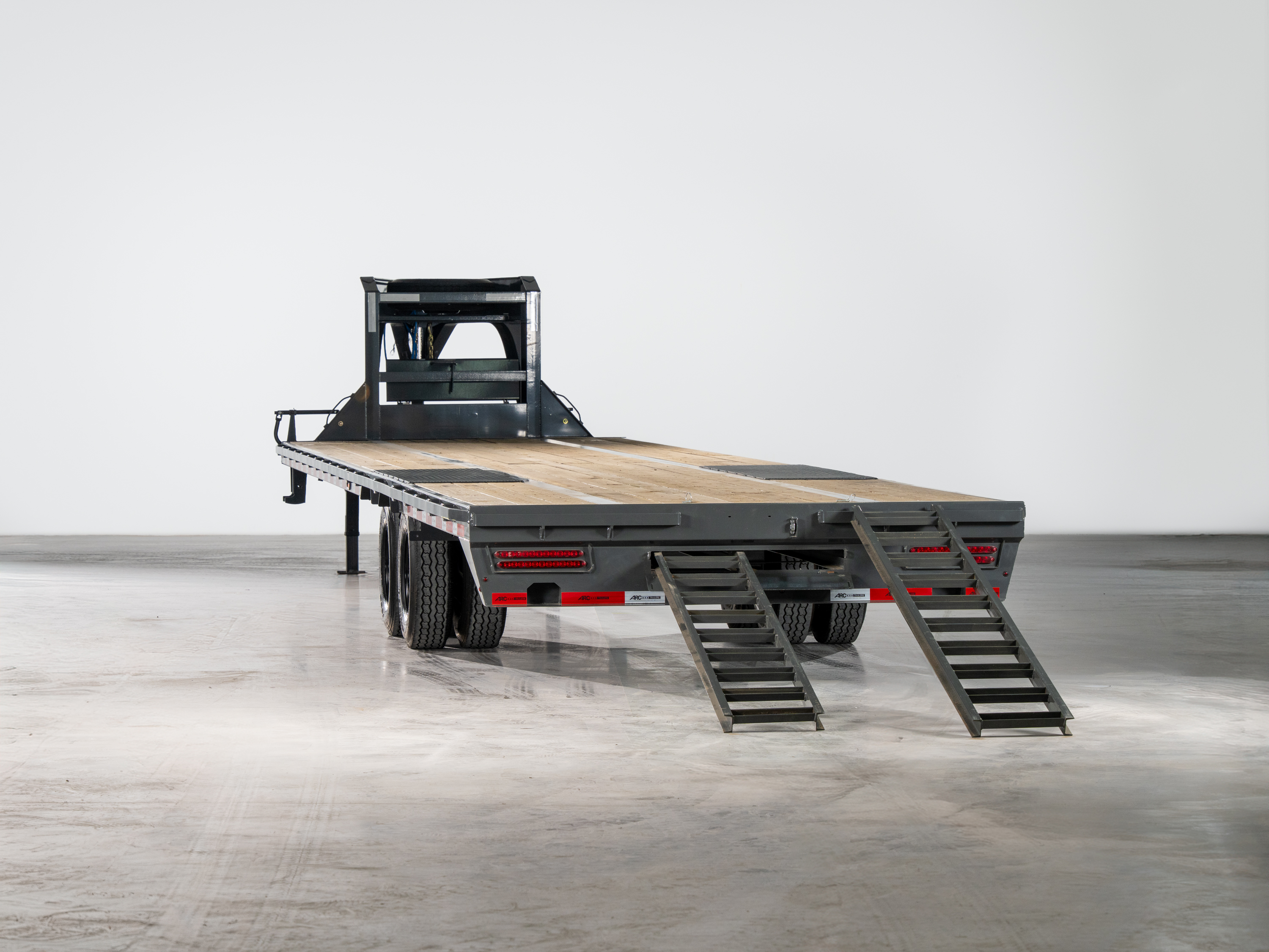 ARC Trailers ARC GDD 40' × 102" Gooseneck Flatbed Trailer with Duals