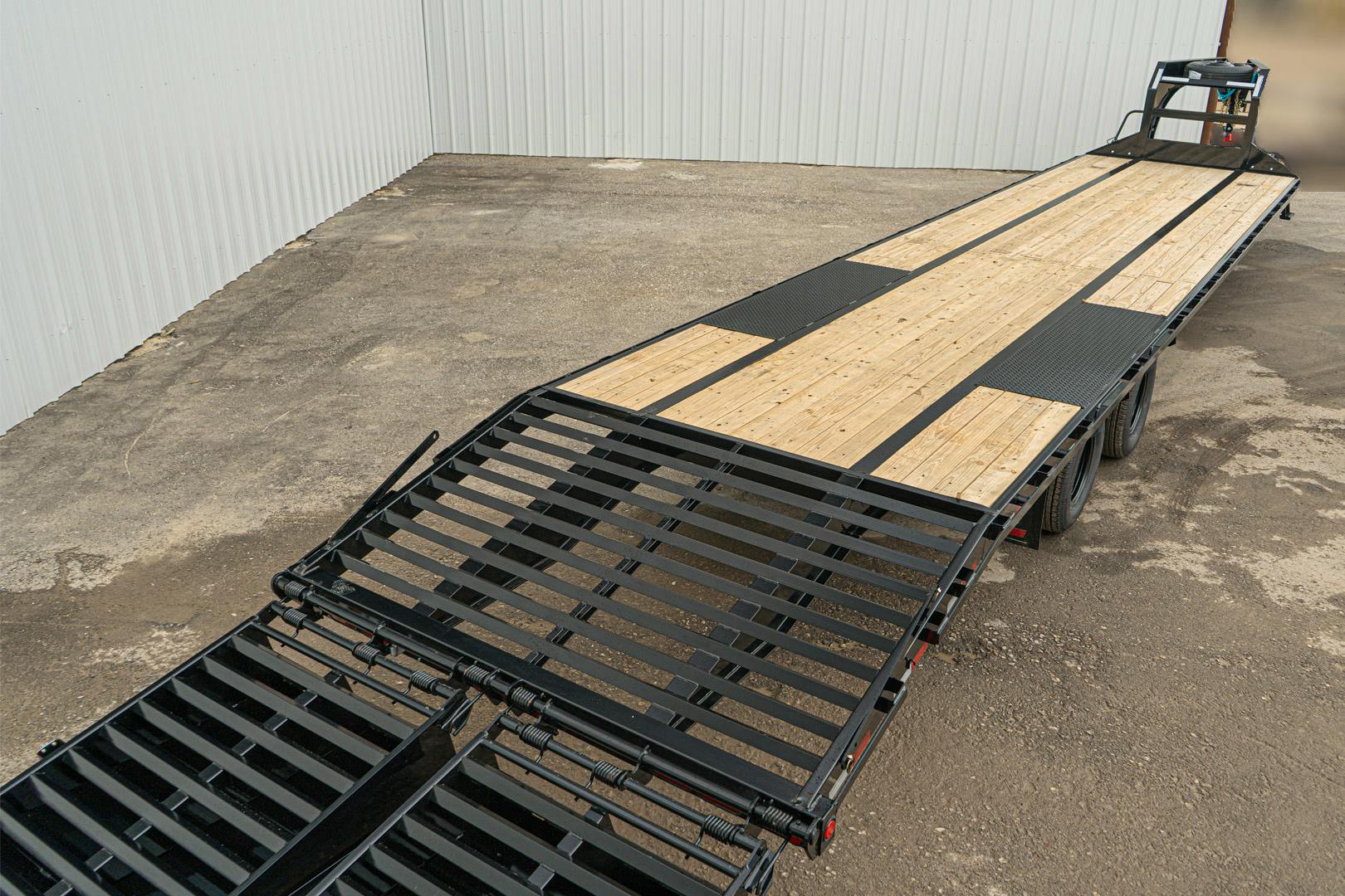 PJ Trailers 40'x102" Gooseneck Low Pro Flatbed Trailer w/ Duals (LD)