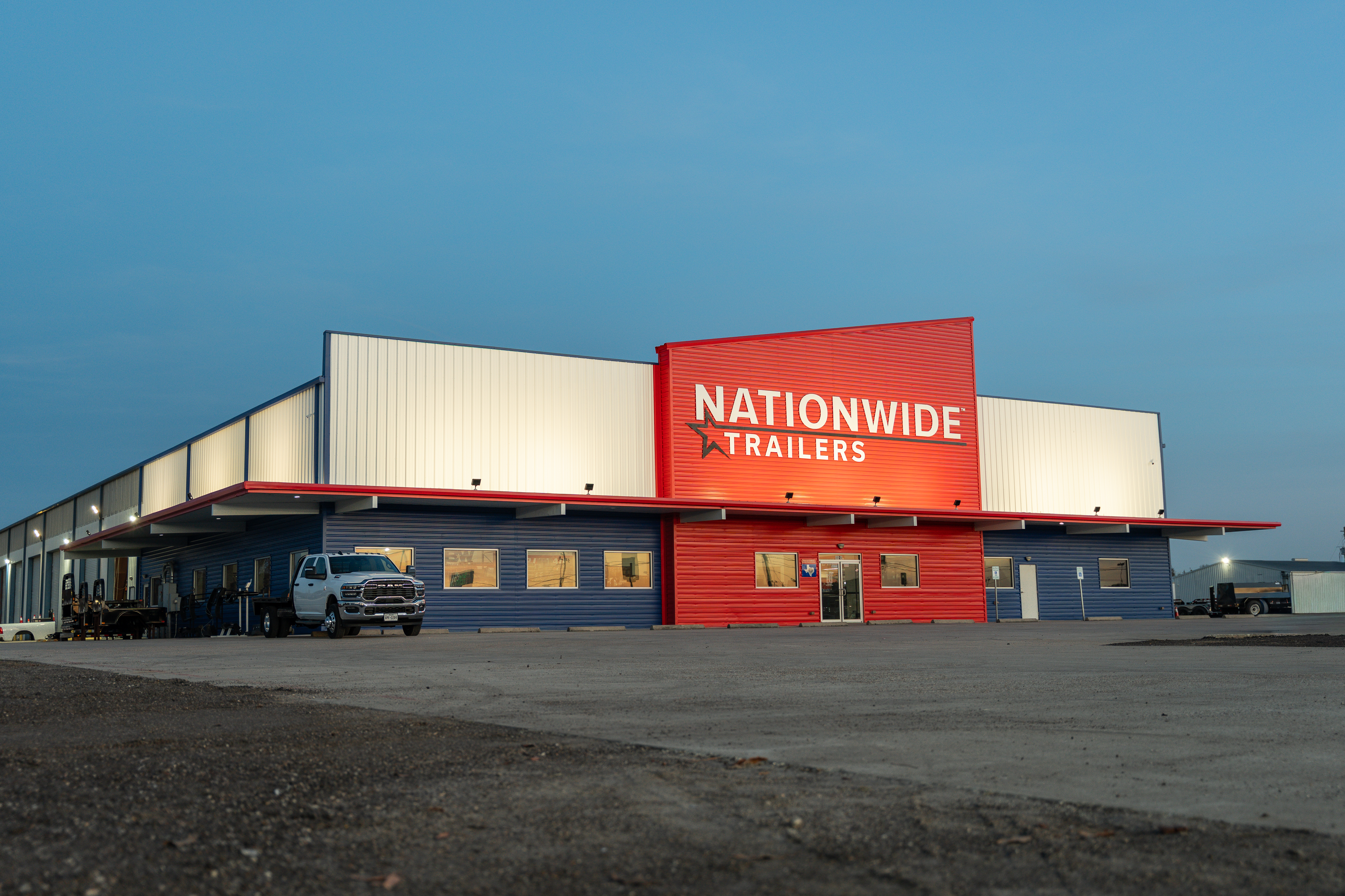 Nationwide Trailers Houston storefront and trailer inventory