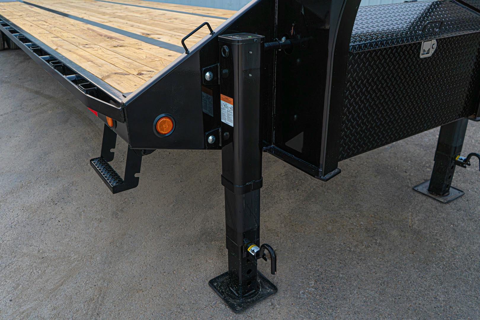 PJ Trailers 40'x102" Flatbed Trailer w/ Ramps (LD)