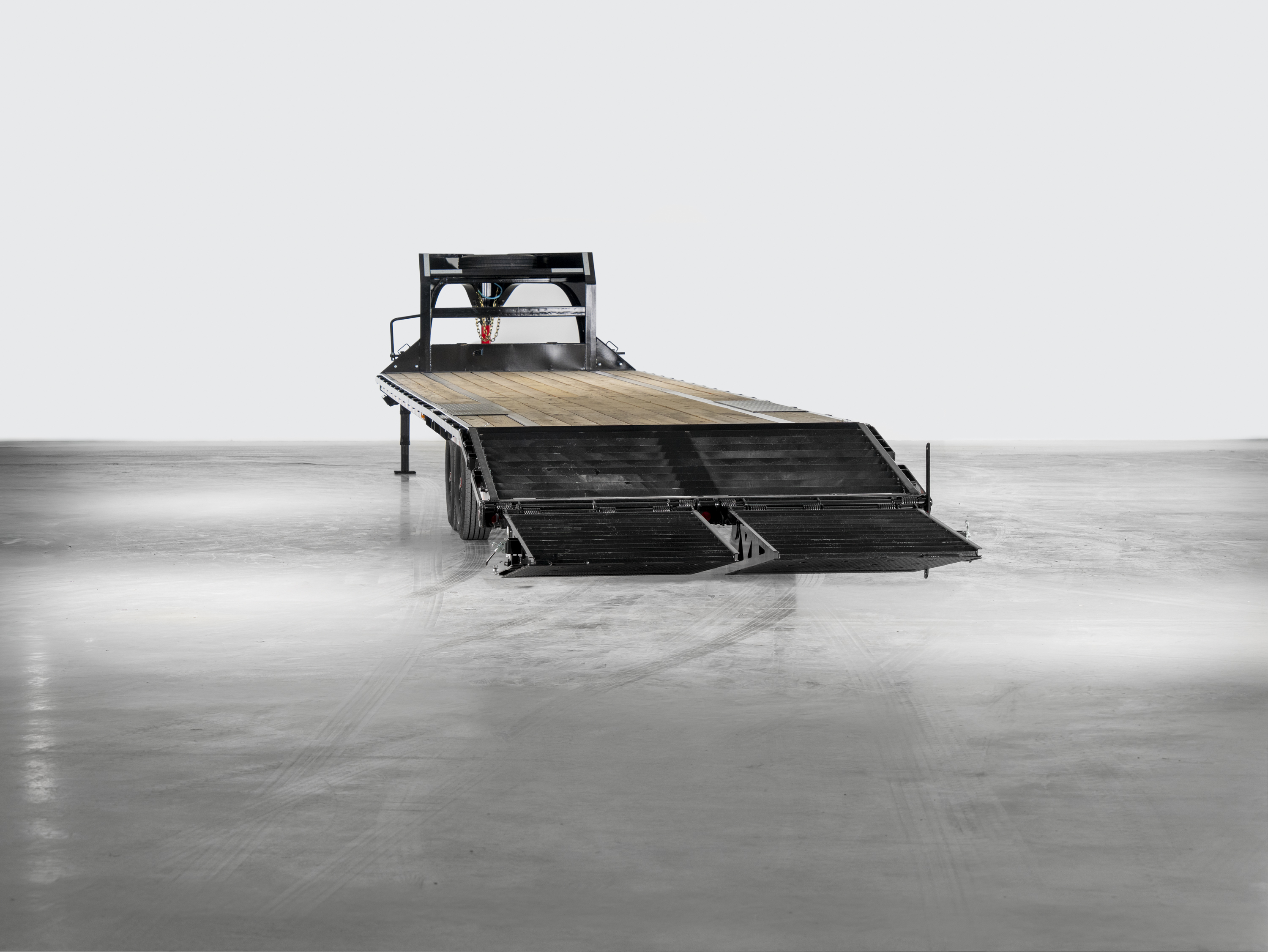 PJ Trailers 40'x102" 18k Gooseneck Flatbed Trailer w/ Singles (LX)