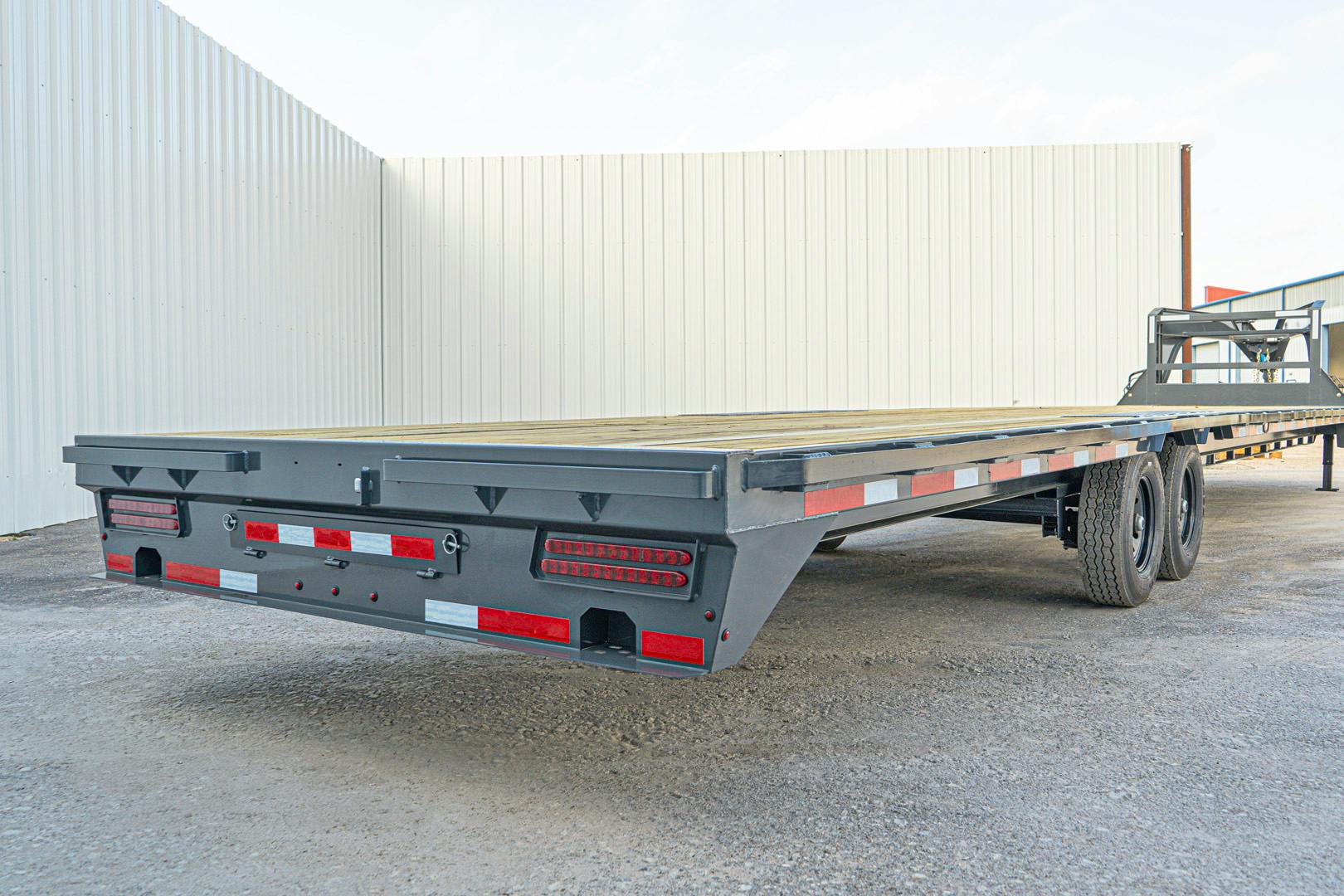 ARC Trailers ARC GDS 40' × 102" Gooseneck Flatbed Trailer