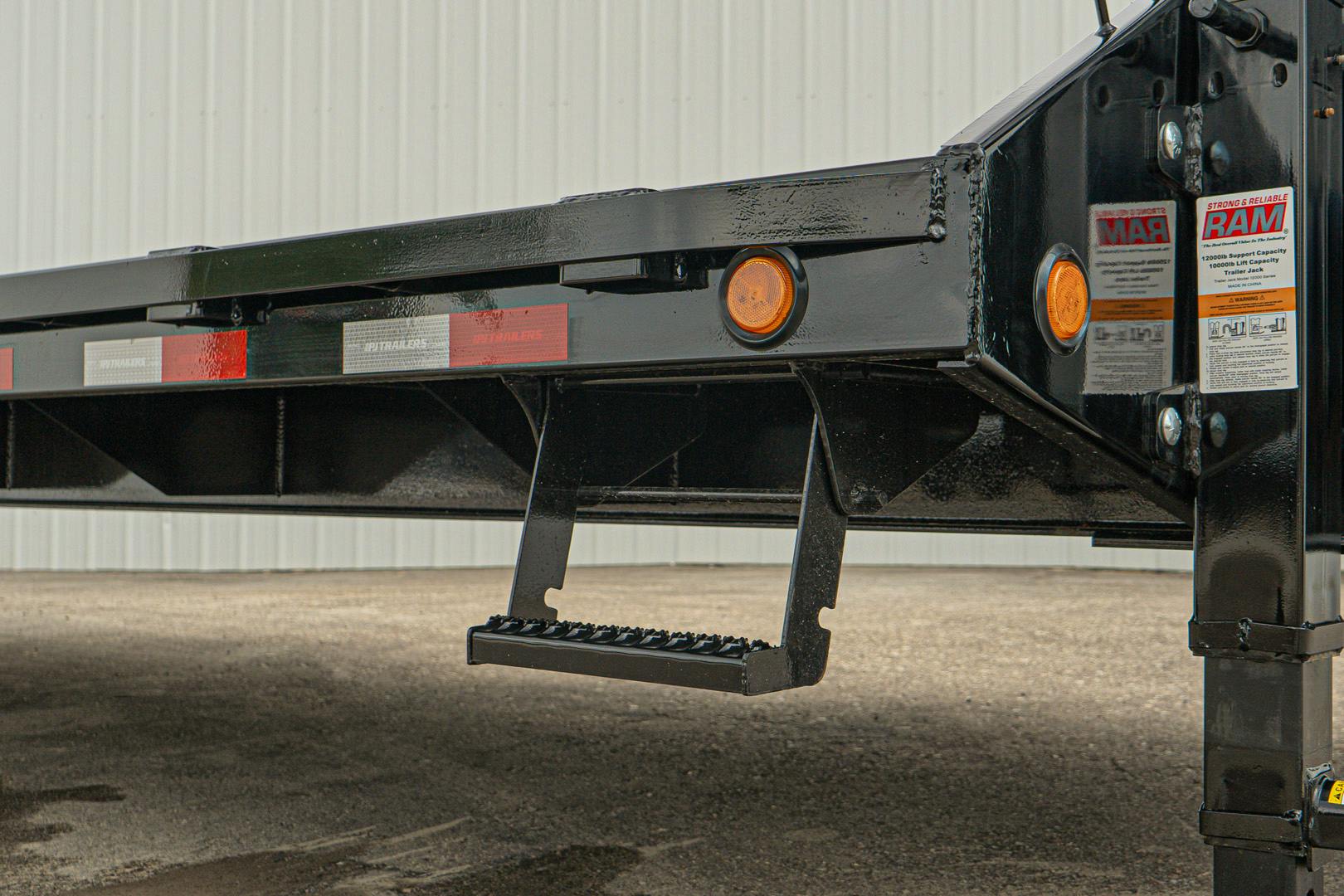 PJ Trailers 40'x102" Gooseneck Low Pro Flatbed Trailer w/ Duals (LD)