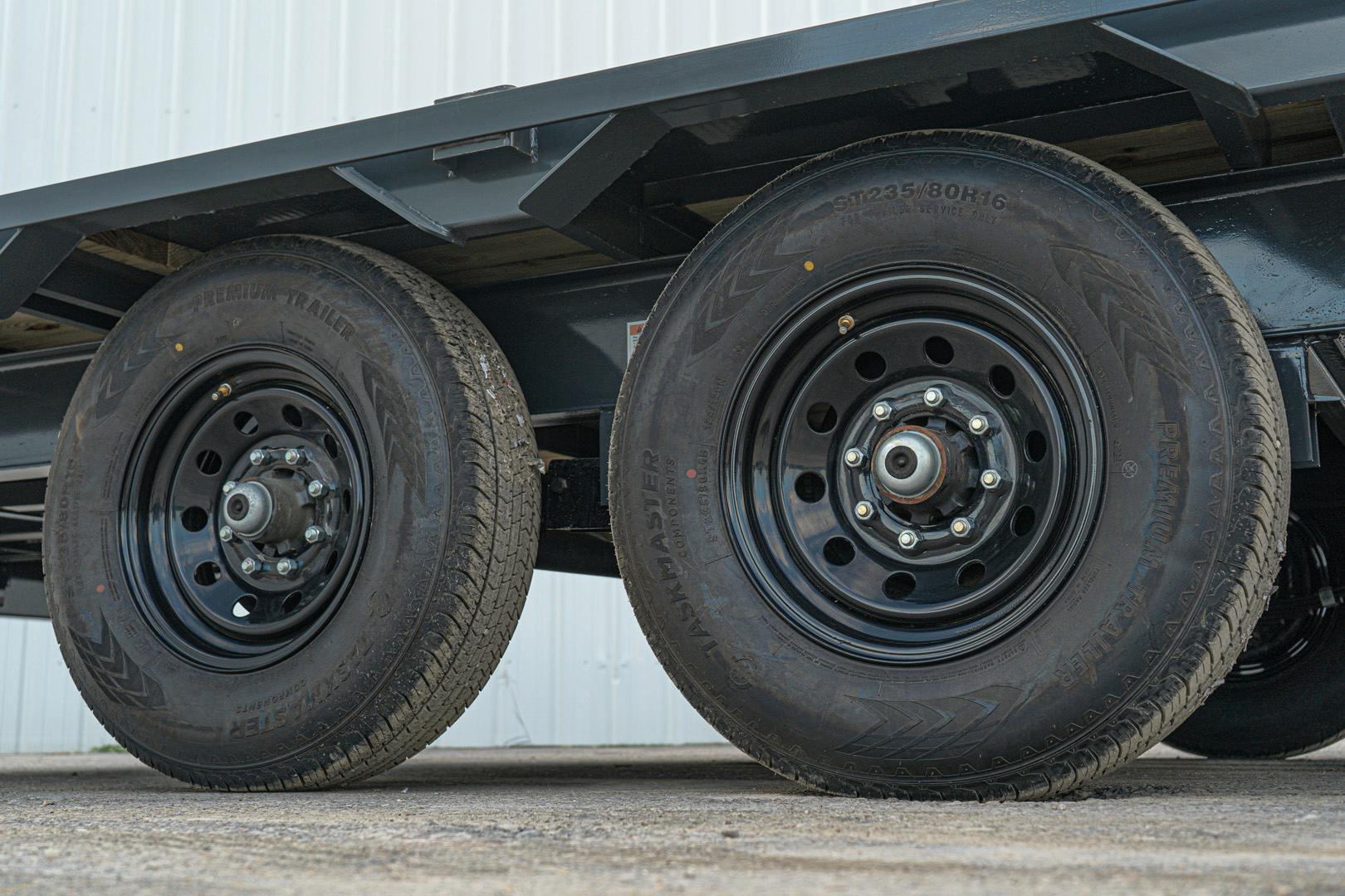 ARC Trailers ARC BDS 24' × 102" Deckover Trailer