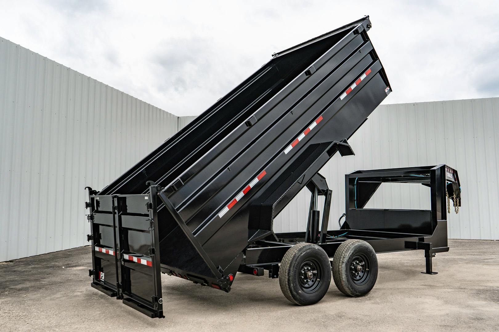 PJ Trailers 14'x83" 18k GN Low Pro Dump Trailer w/ 4' Sides (DX)