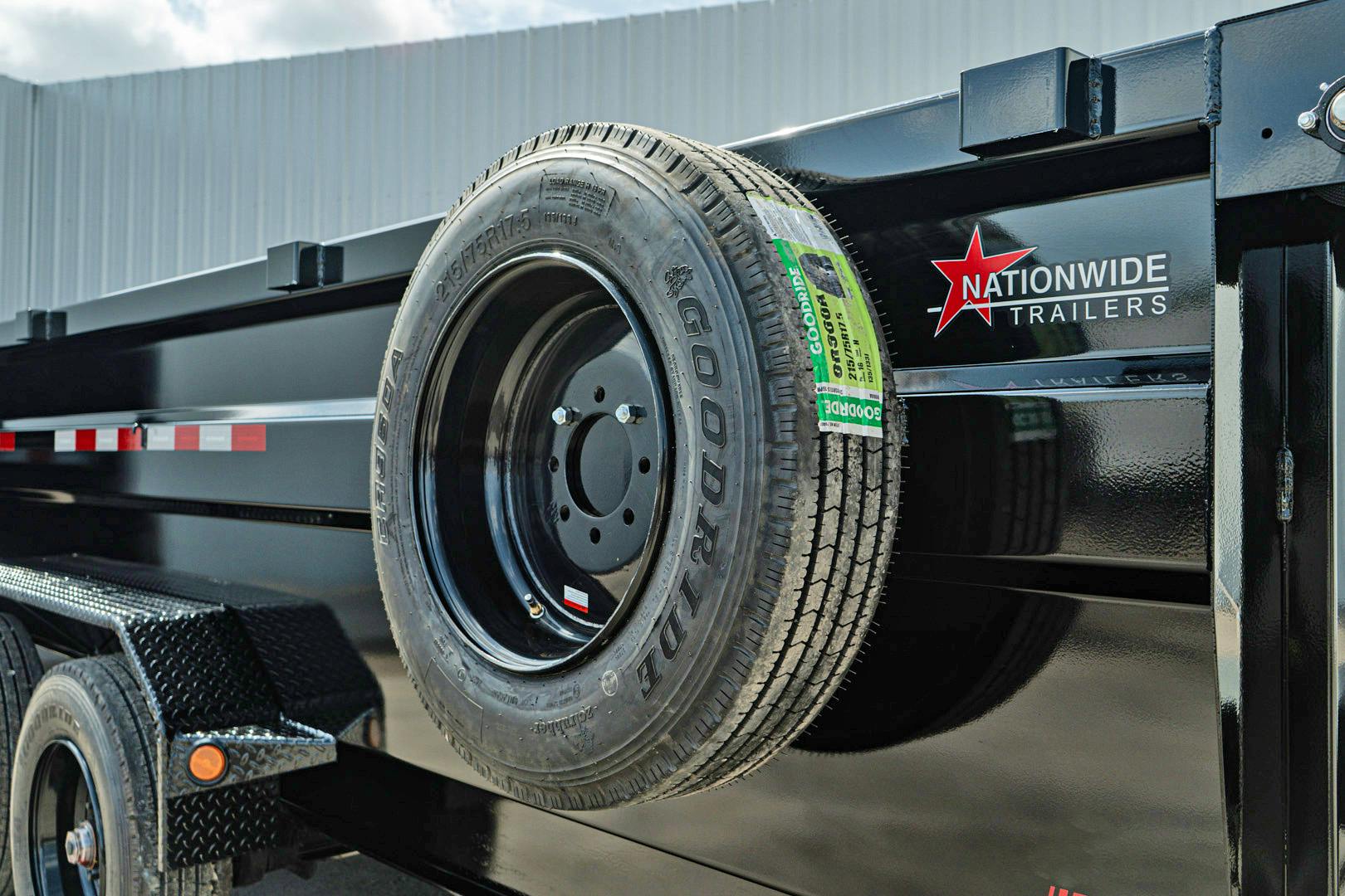 PJ Trailers 16'x82.5" Scissor HD Low-Pro Dump Trailer w/ 36" Sides & Slide-In Ramps (DE)