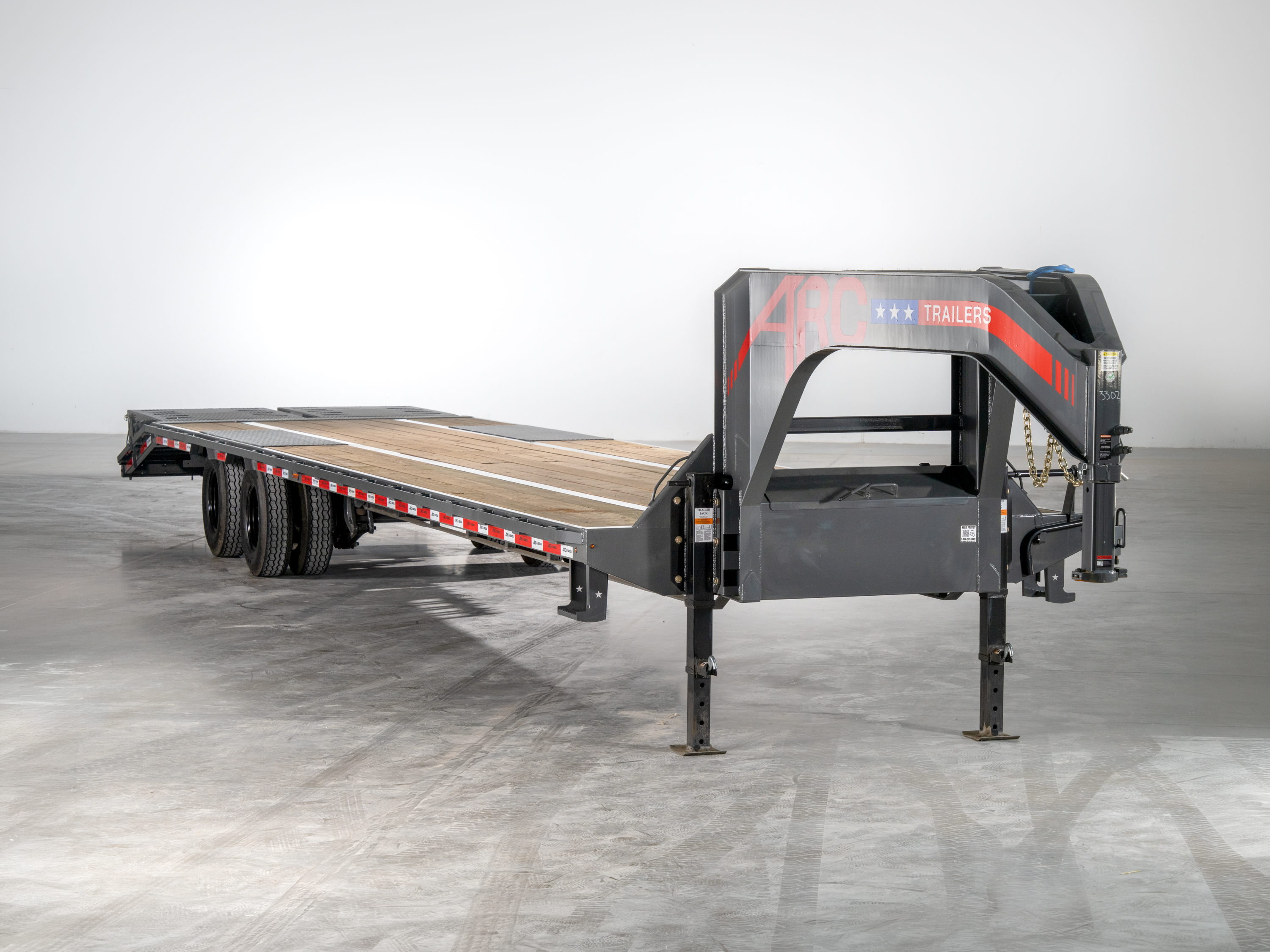 ARC Trailers ARC GDD 40' × 102" Gooseneck Flatbed Trailer with Duals