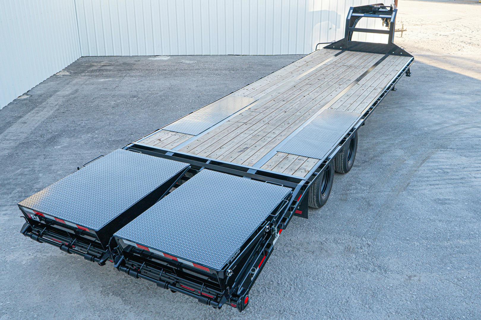 PJ Trailers 32'x102" Gooseneck Low Pro Flatbed Trailer w/ Duals (LD)