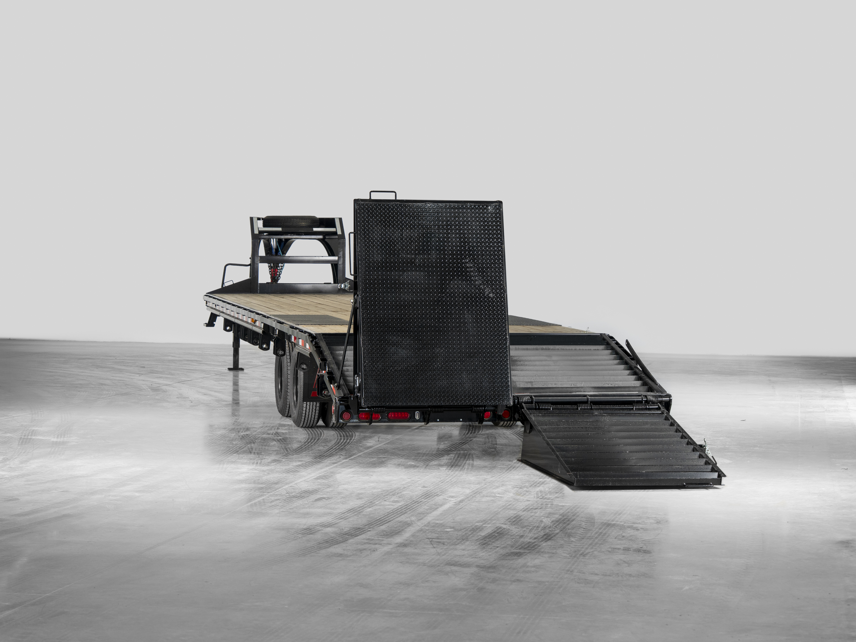PJ Trailers 40'x102" Flatbed Trailer w/ Duals & Air-ride (FD)