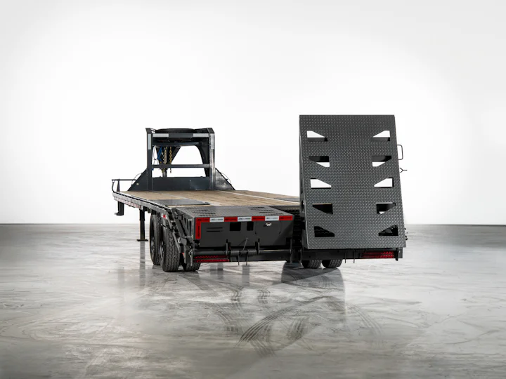 ARC Trailers Gooseneck Flatbed Trailer with Duals, studio view 3