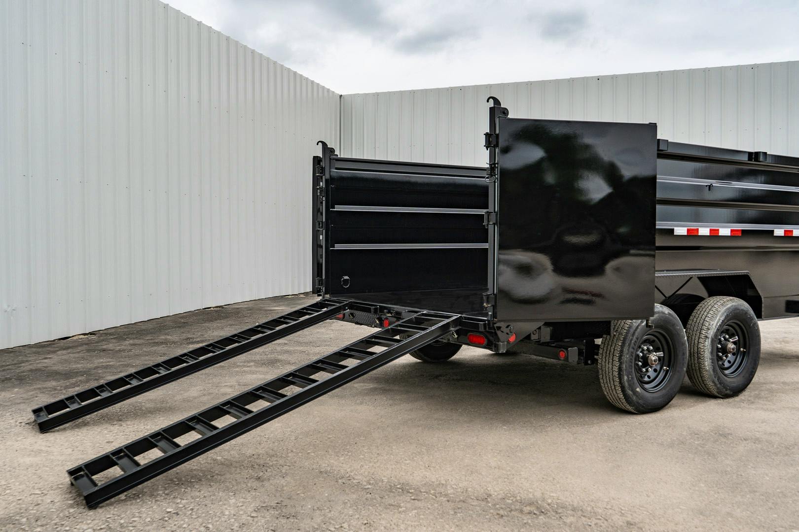 PJ Trailers 14'x83" 18k GN Low Pro Dump Trailer w/ 4' Sides (DX)