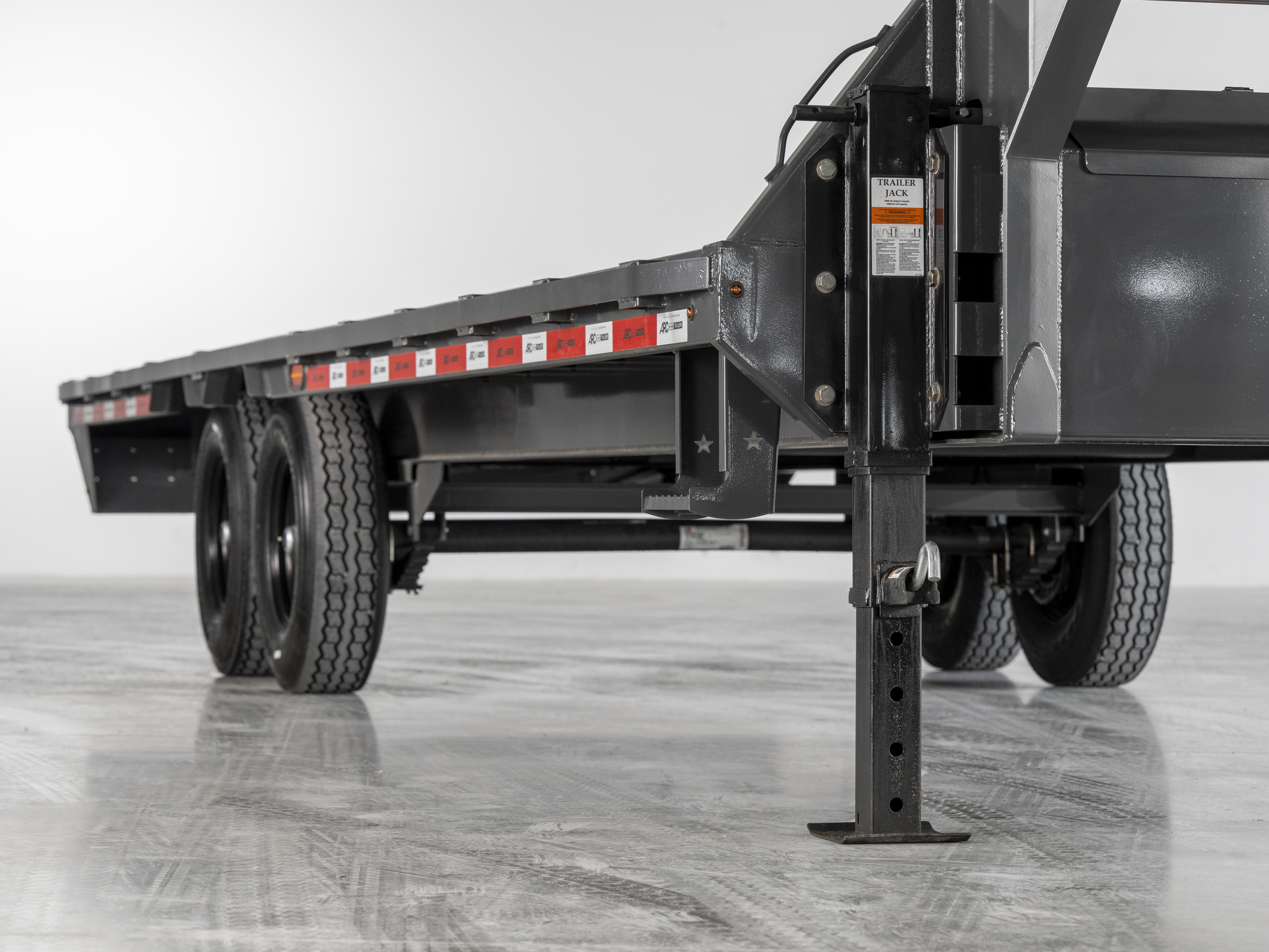 ARC Trailers ARC GDS 25' × 102" Gooseneck Flatbed Trailer