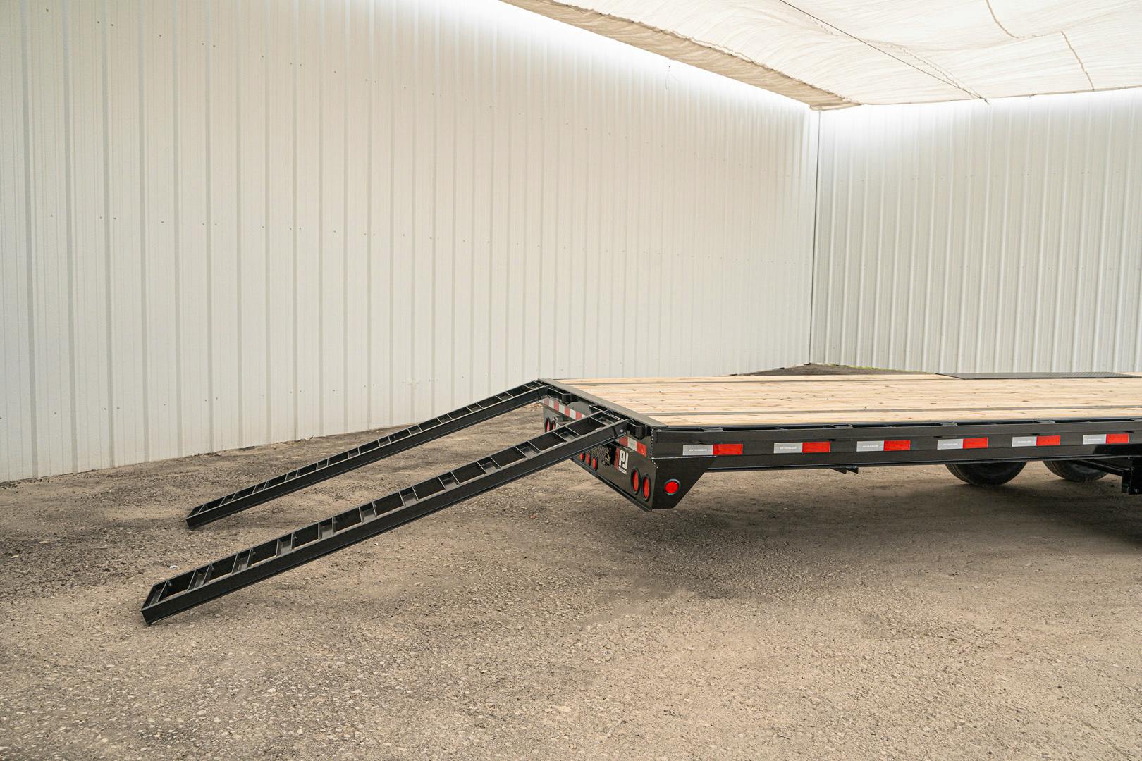 PJ Trailers 40'x102" 18k Gooseneck Flatbed Trailer w/ Singles (LX)