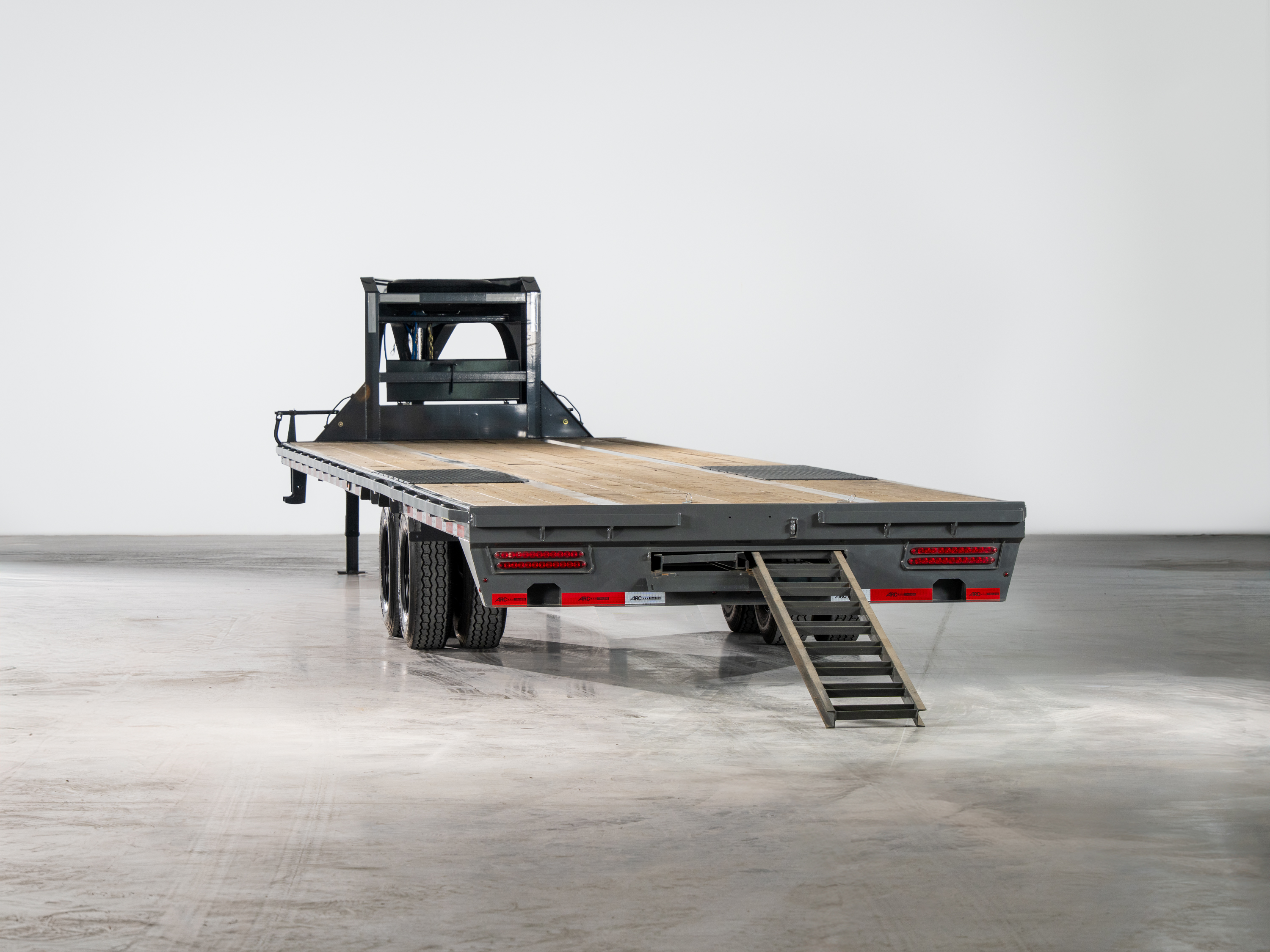ARC Trailers ARC GDD 40' × 102" Gooseneck Flatbed Trailer with Duals