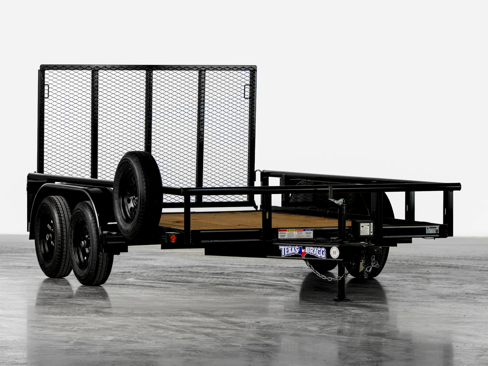 Texas Bragg 12 ft Pipe-Top Utility Trailer, studio view 1