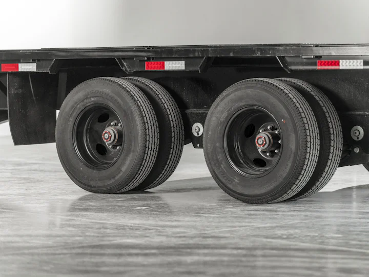 PJ Trailers Classic Flatdeck With Duals, studio view 9