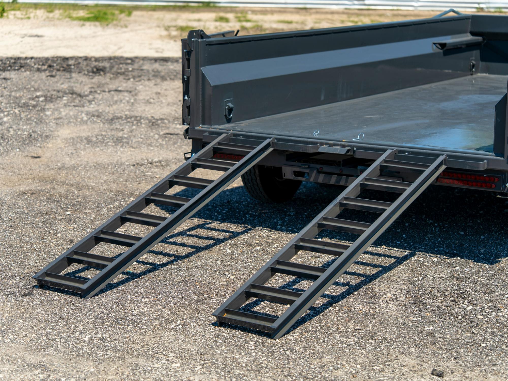 ARC Trailers ARC BDT 16' × 83" Telescopic Dump Trailer